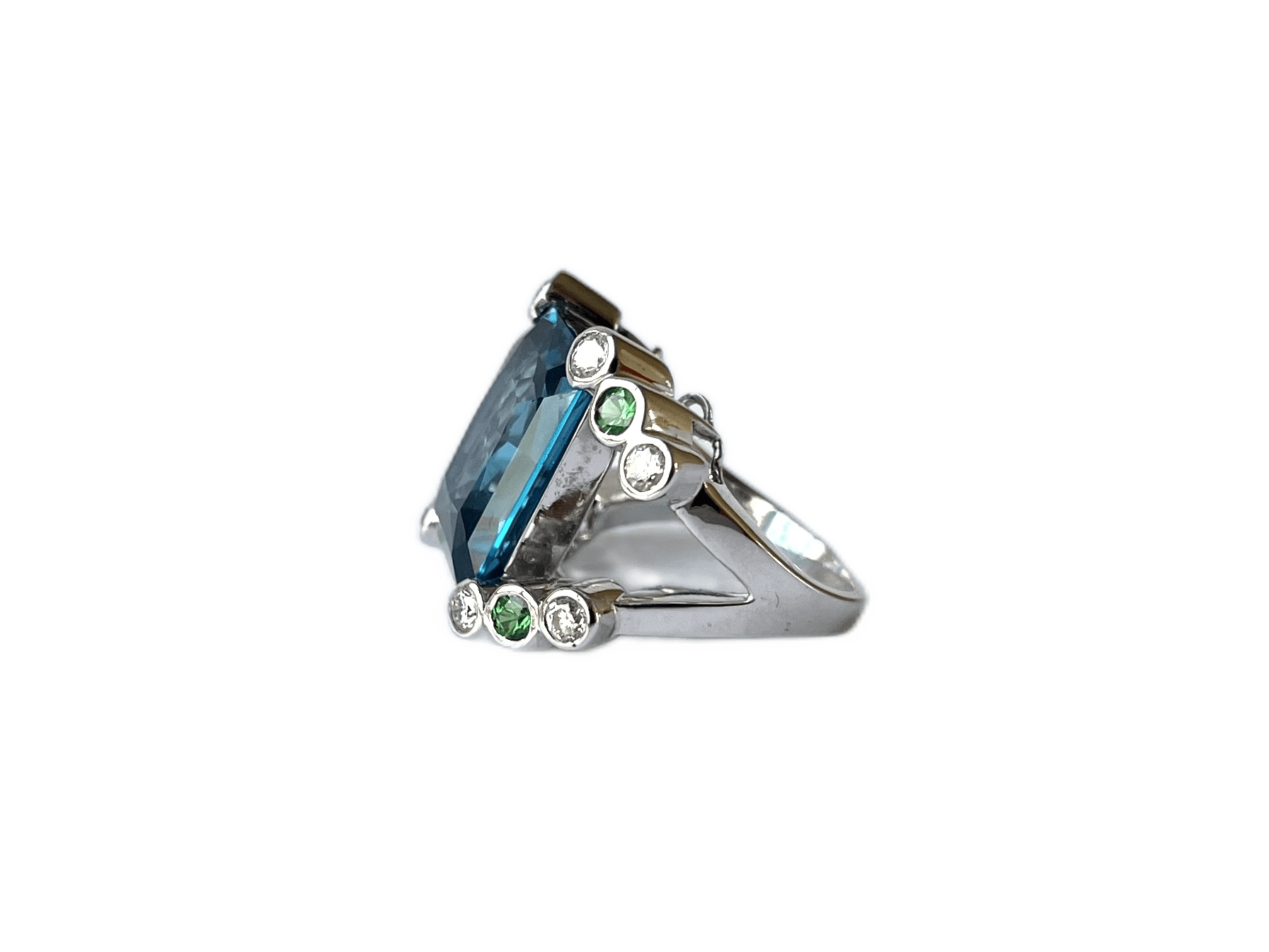 A Blue topaz mosaic cocktail ring